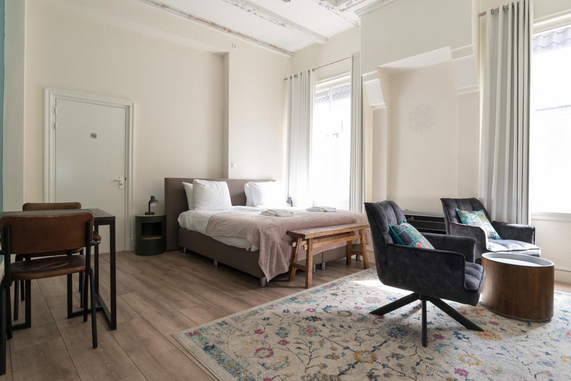 1001 Nights Boutique Lofts Hotel Haarlem Eksteriør billede